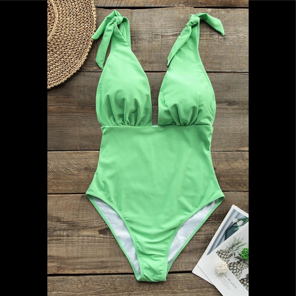 Swim suit